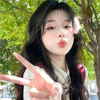 比基尼月亮